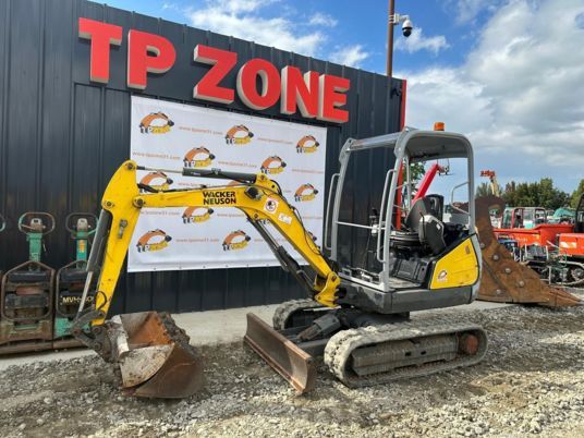 2015 Wacker Neuson ET24 Mini Excavator