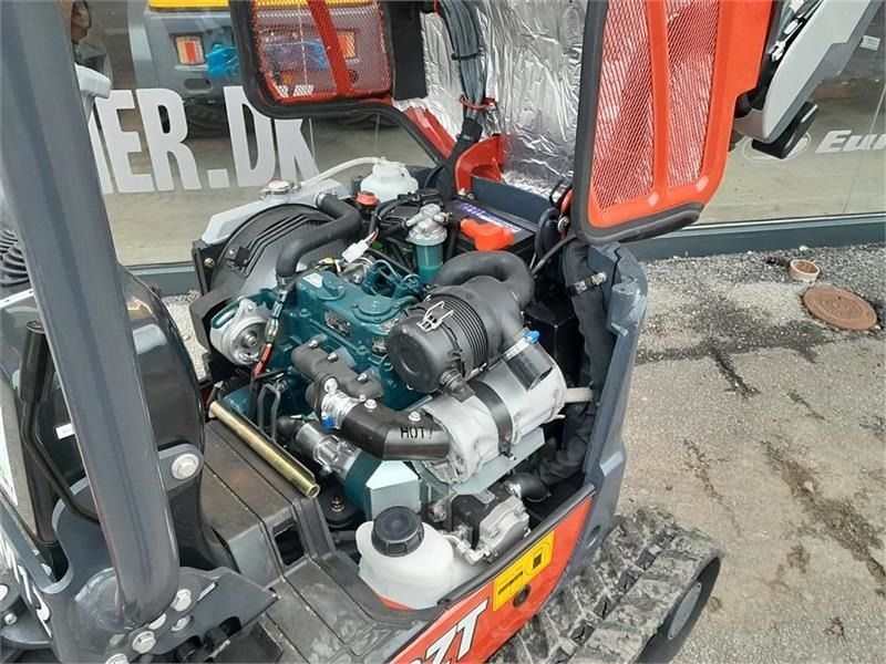 Mole M12 Mini Excavator