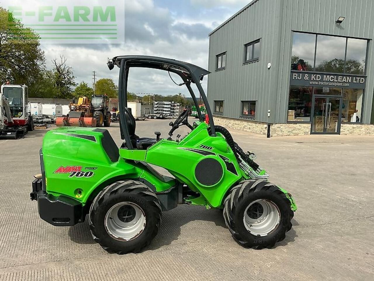 2023 Avant 760I Mini Excavator