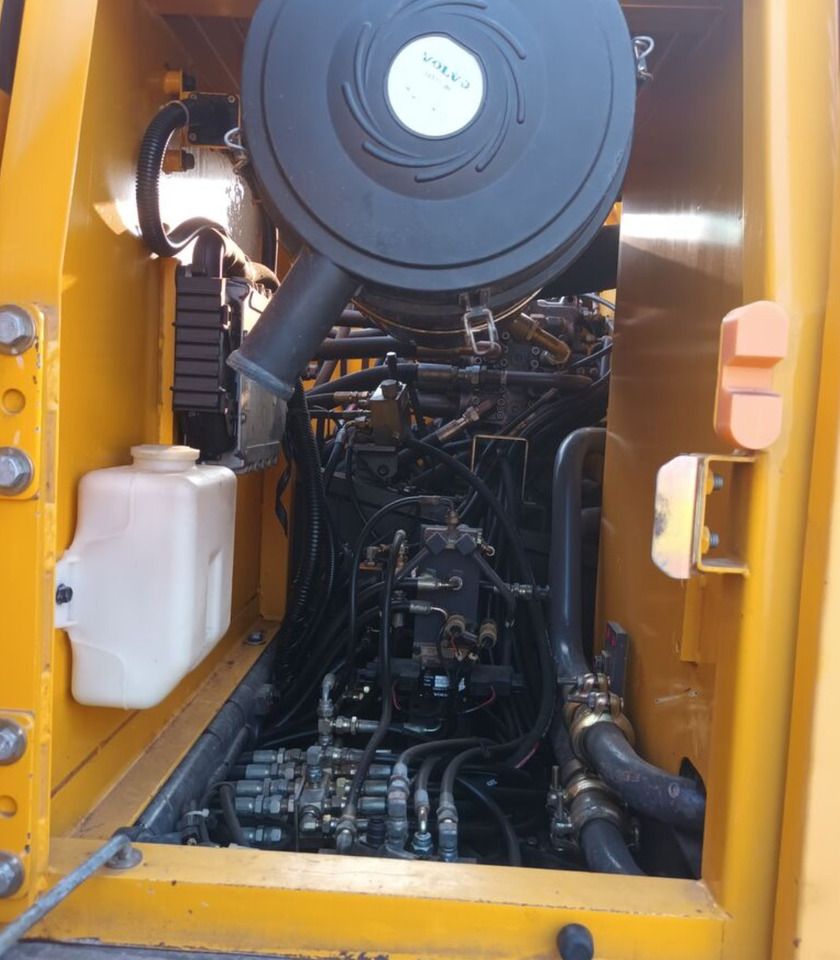 Volvo EC210BNL Crawler Excavator