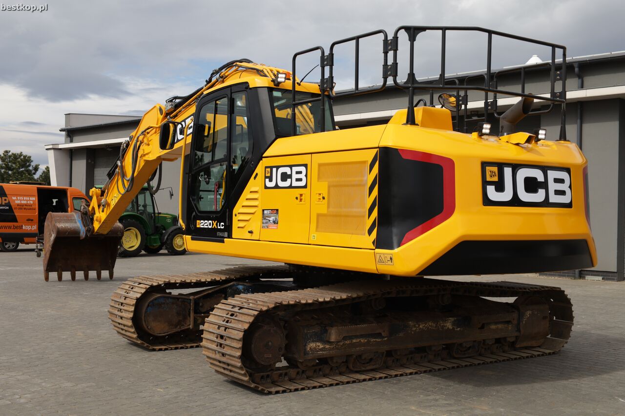 2022 JCB 220X Crawler Excavator