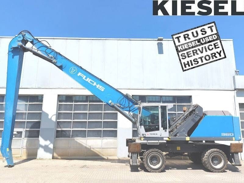 2016 Fuchs MHL360 F Material Handler