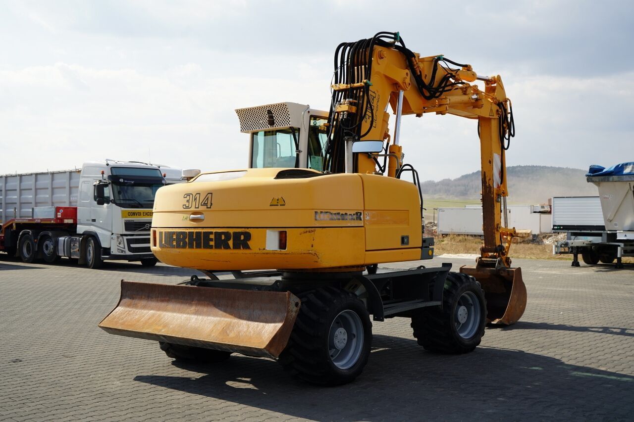 2001 Liebherr A314 LITRONIC Wheel Excavator