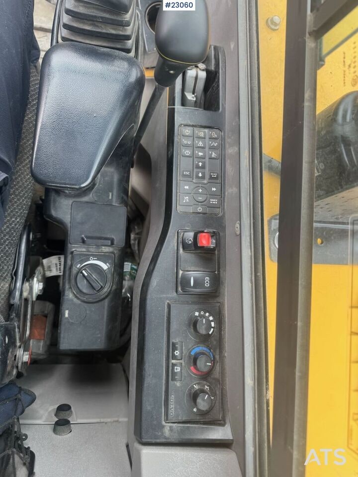 2022 Volvo ECR88D Crawler Excavator
