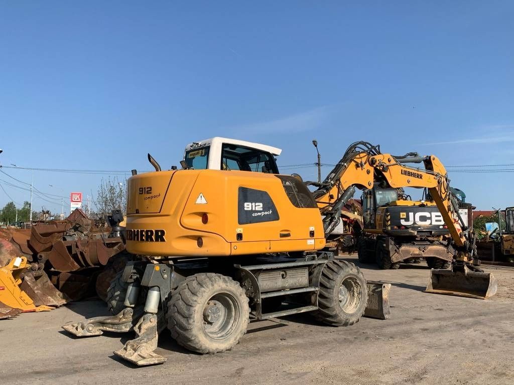 2015 Liebherr A912 COMPACT Wheel Excavator