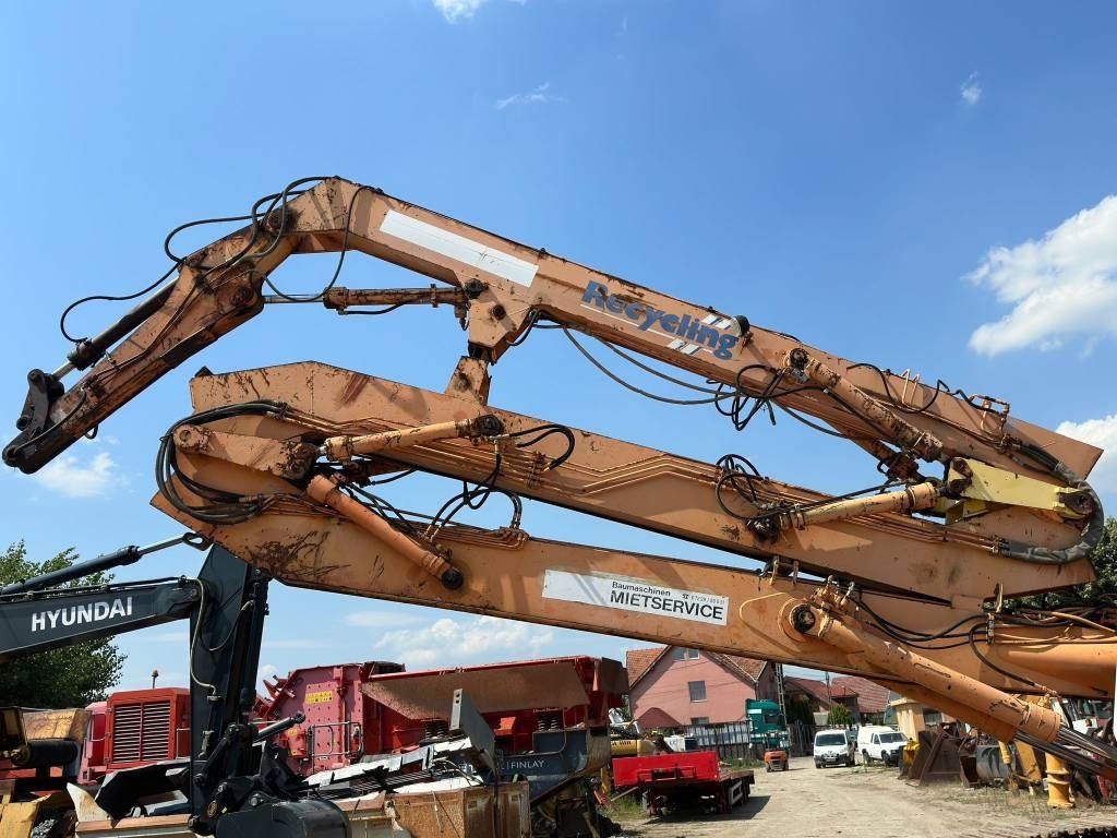 1992 Nobas UB1236 Demolition Excavator