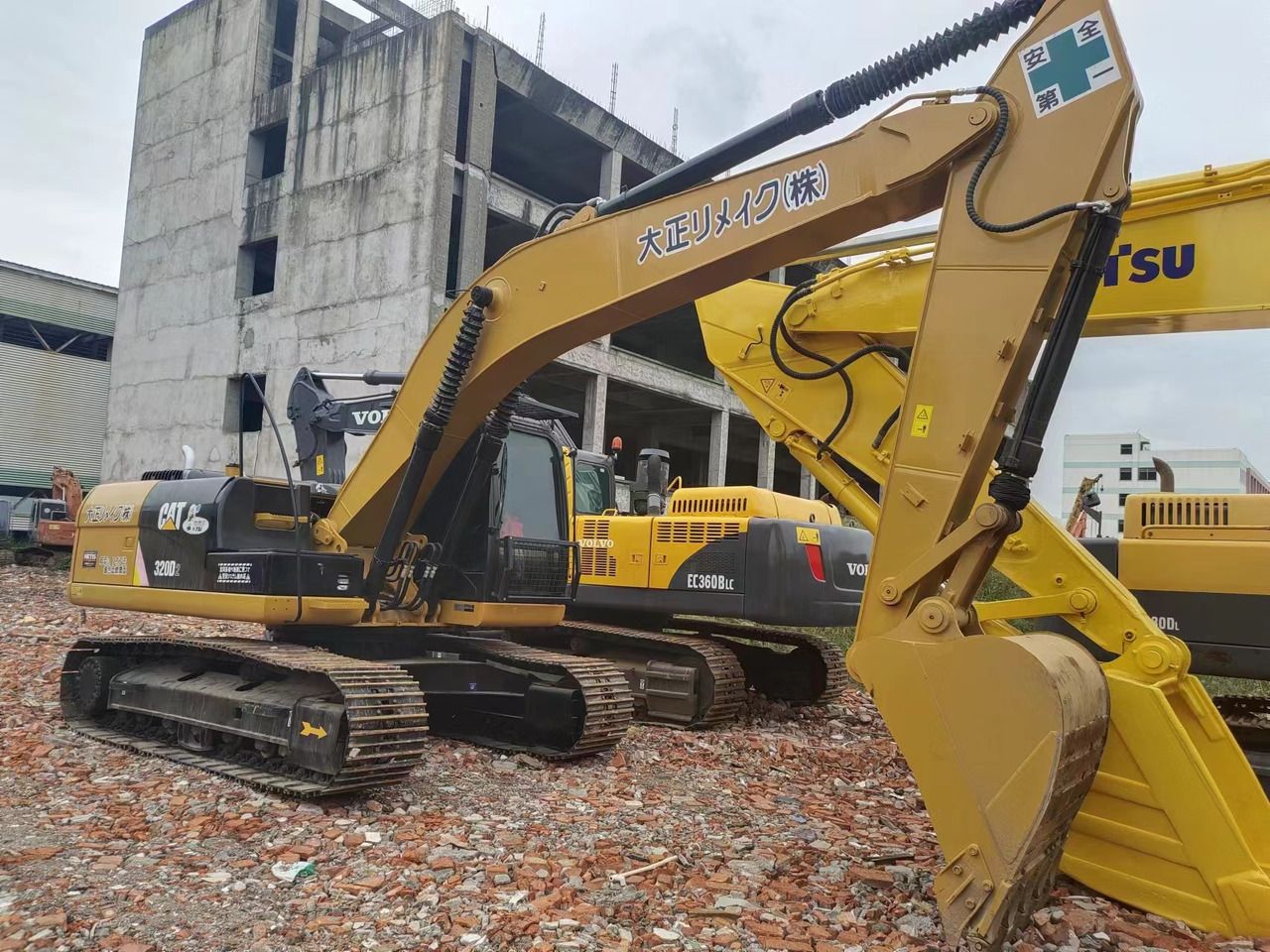 2018 Caterpillar 320D Crawler Excavator