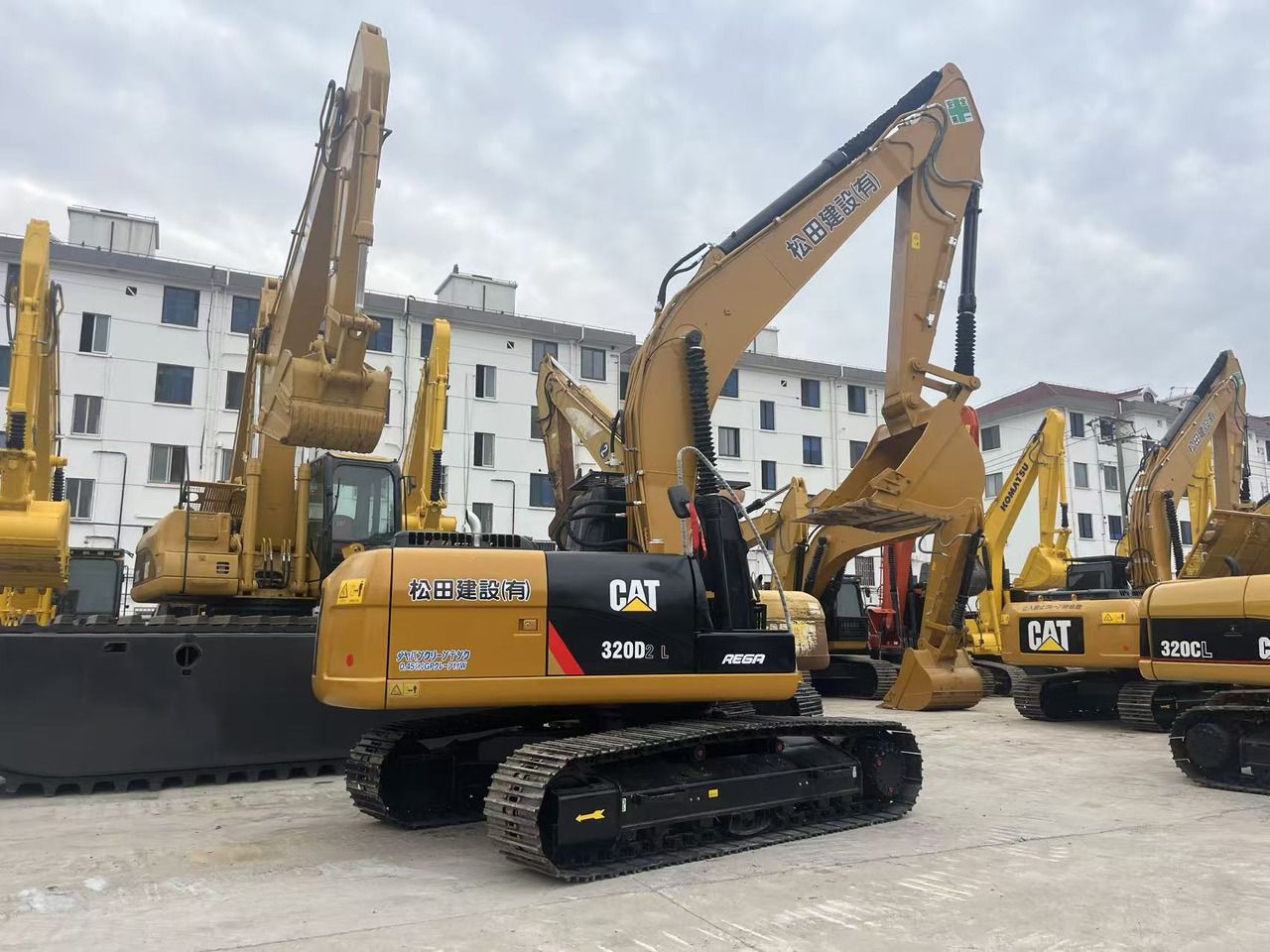 2022 Caterpillar 320D2 Crawler Excavator