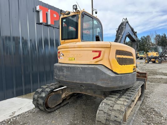 2018 Volvo ECR88D Crawler Excavator
