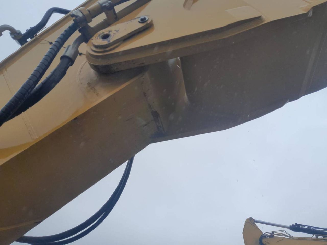 2019 Caterpillar 6015B Crawler Excavator