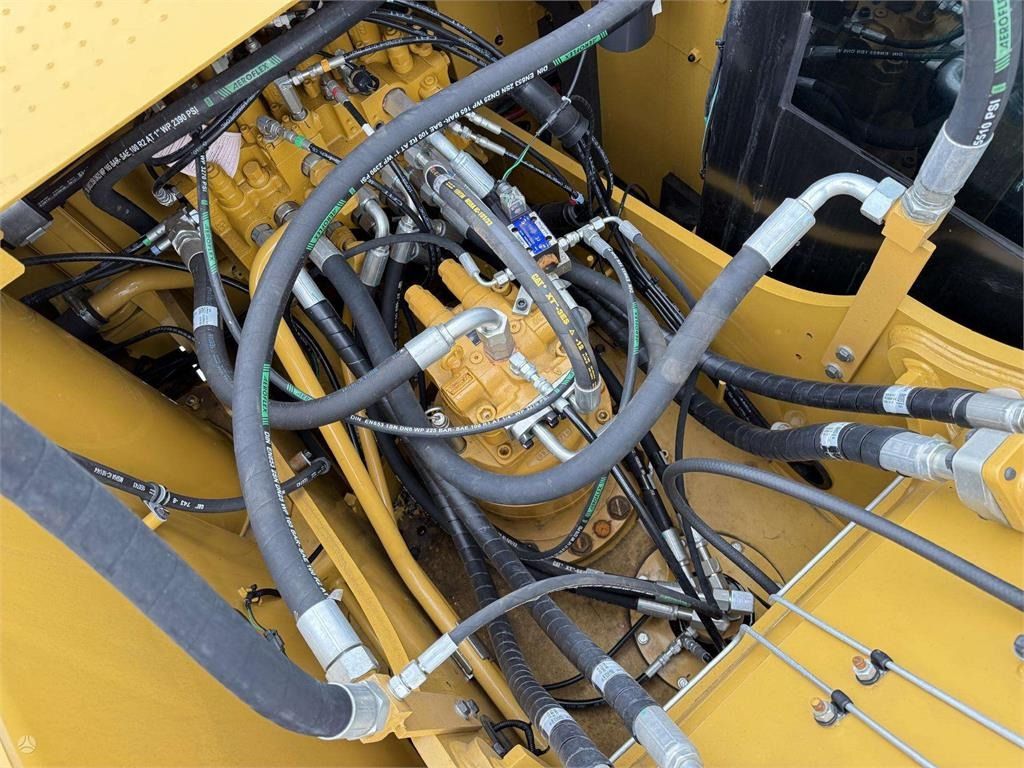 2025 Caterpillar 320D3 Crawler Excavator