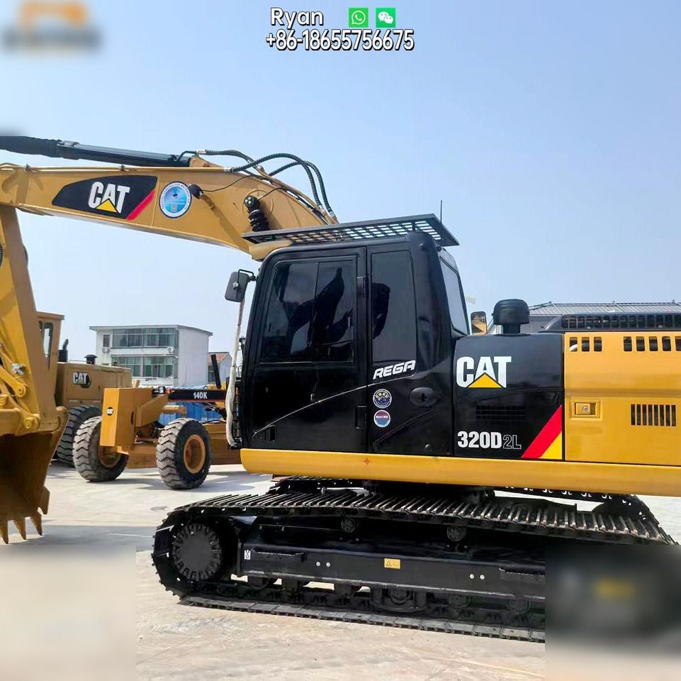 2013 Caterpillar 320D2 Crawler Excavator