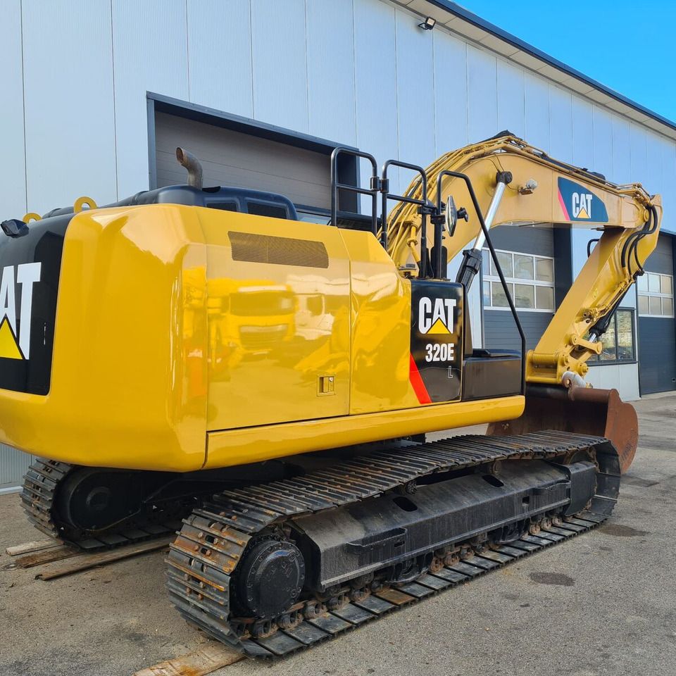 2016 Caterpillar 320E Crawler Excavator