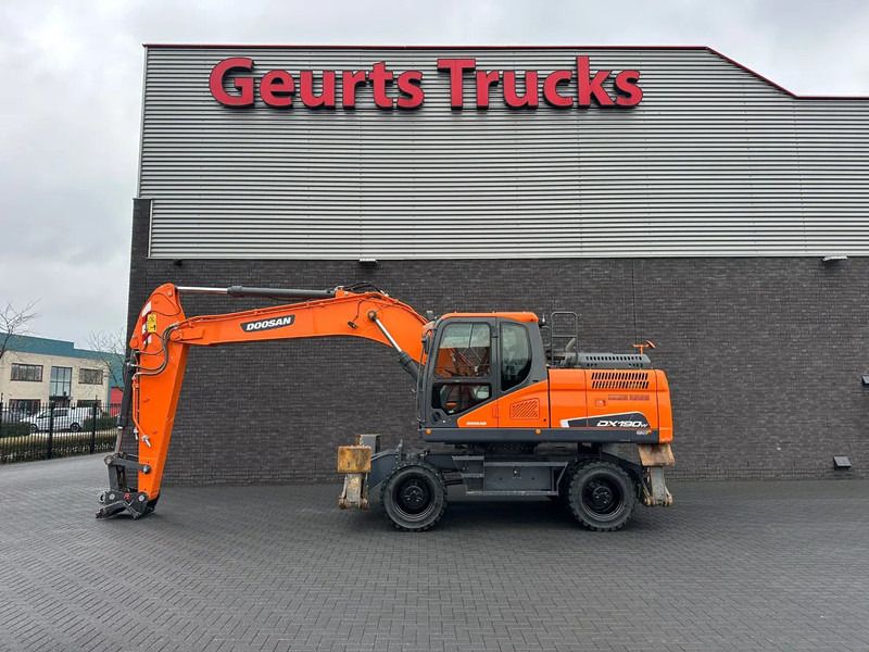 2021 Doosan DX190W-5 Wheel Excavator