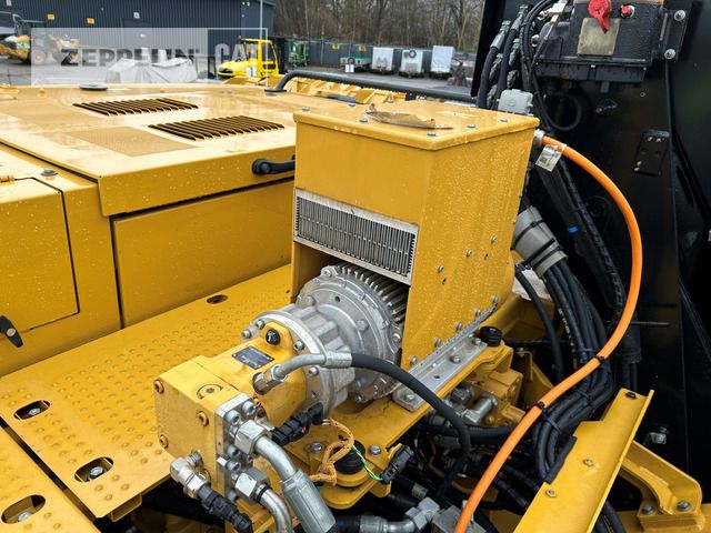2022 Caterpillar MH3040-07A Material Handler