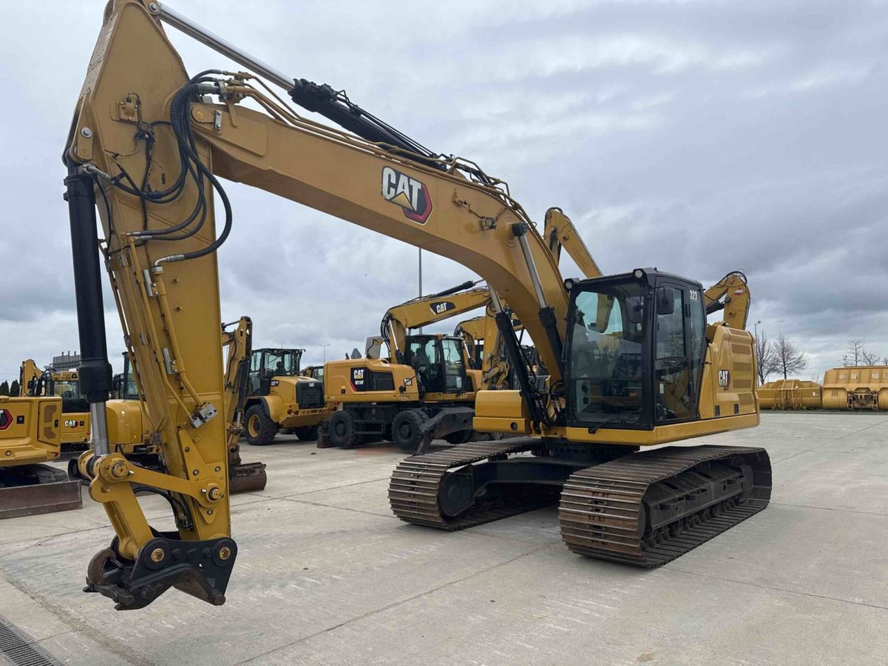 2022 Caterpillar 323 Crawler Excavator