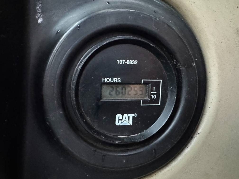 2005 Caterpillar M322C Material Handler