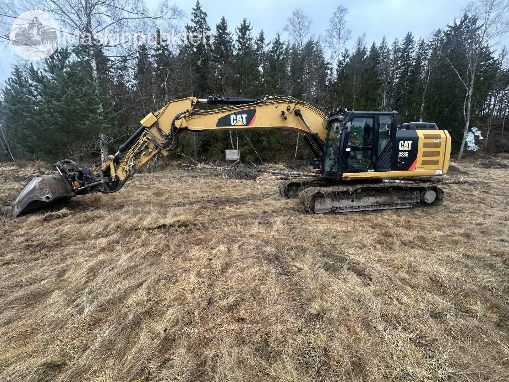 2015 Caterpillar 323EL Crawler Excavator