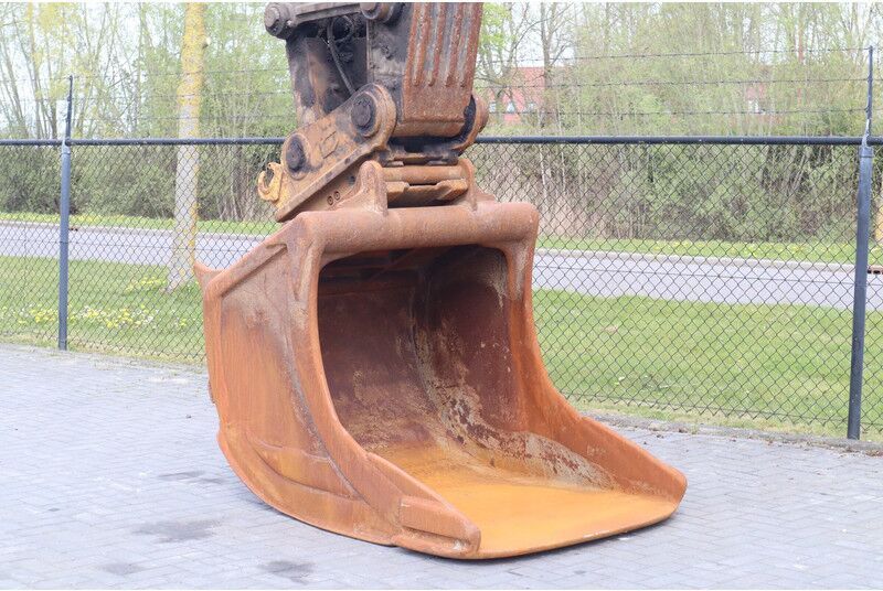 Volvo EC300EL | EC 300 EL | Quick Coupler | Bucket (2016)