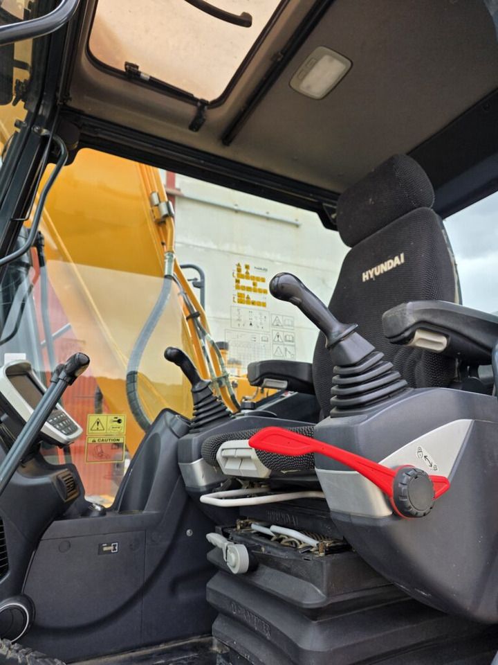 2020 Hyundai HX140LC Crawler Excavator