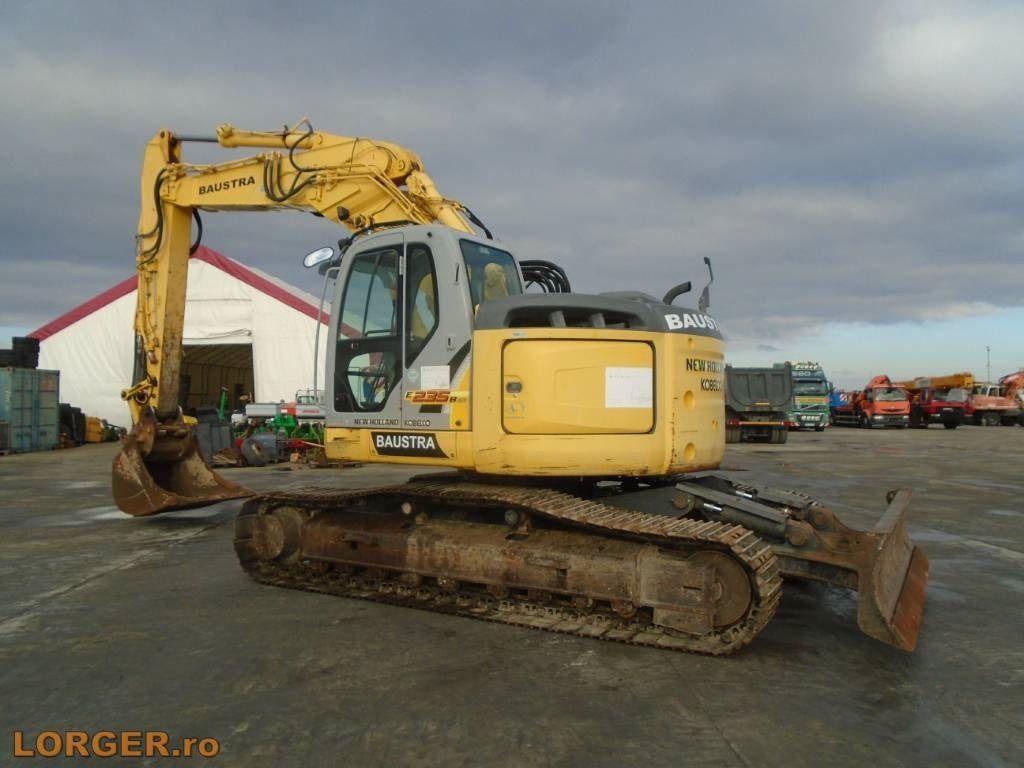 2008 New Holland E235BSR-2 Raupenbagger