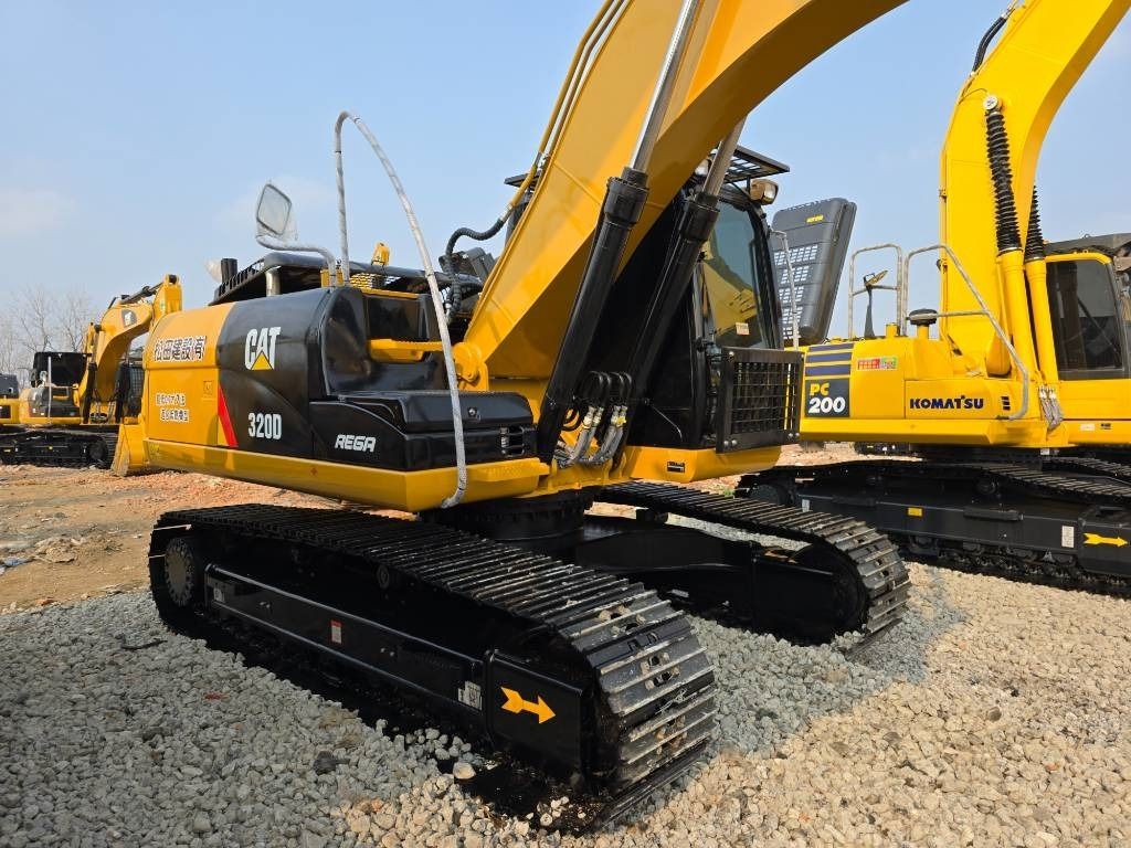 2024 Caterpillar 320D Crawler Excavator