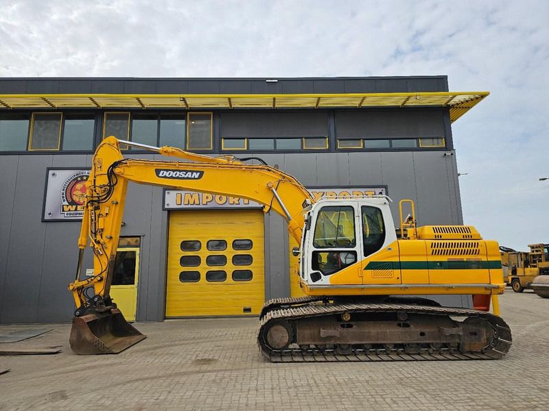 2016 Doosan DX235NLC-5 Crawler Excavator