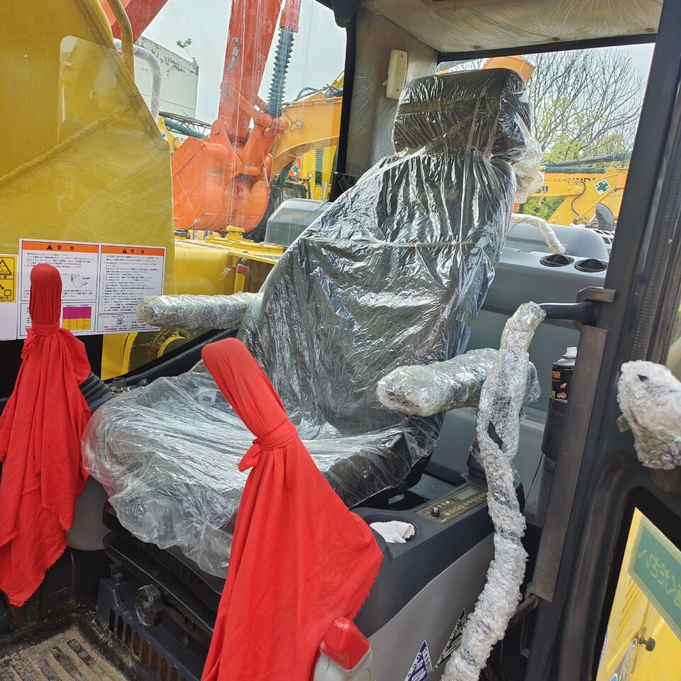 2024 Komatsu PC220-8 Crawler Excavator