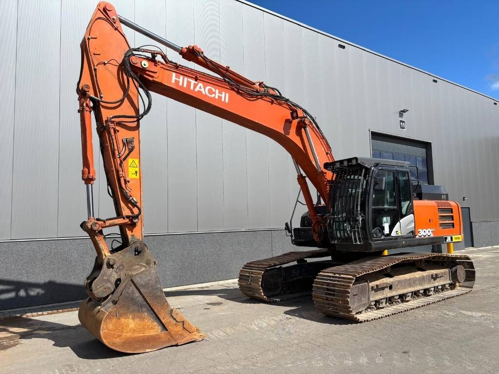 2020 Hitachi ZX300LC-6 Crawler Excavator