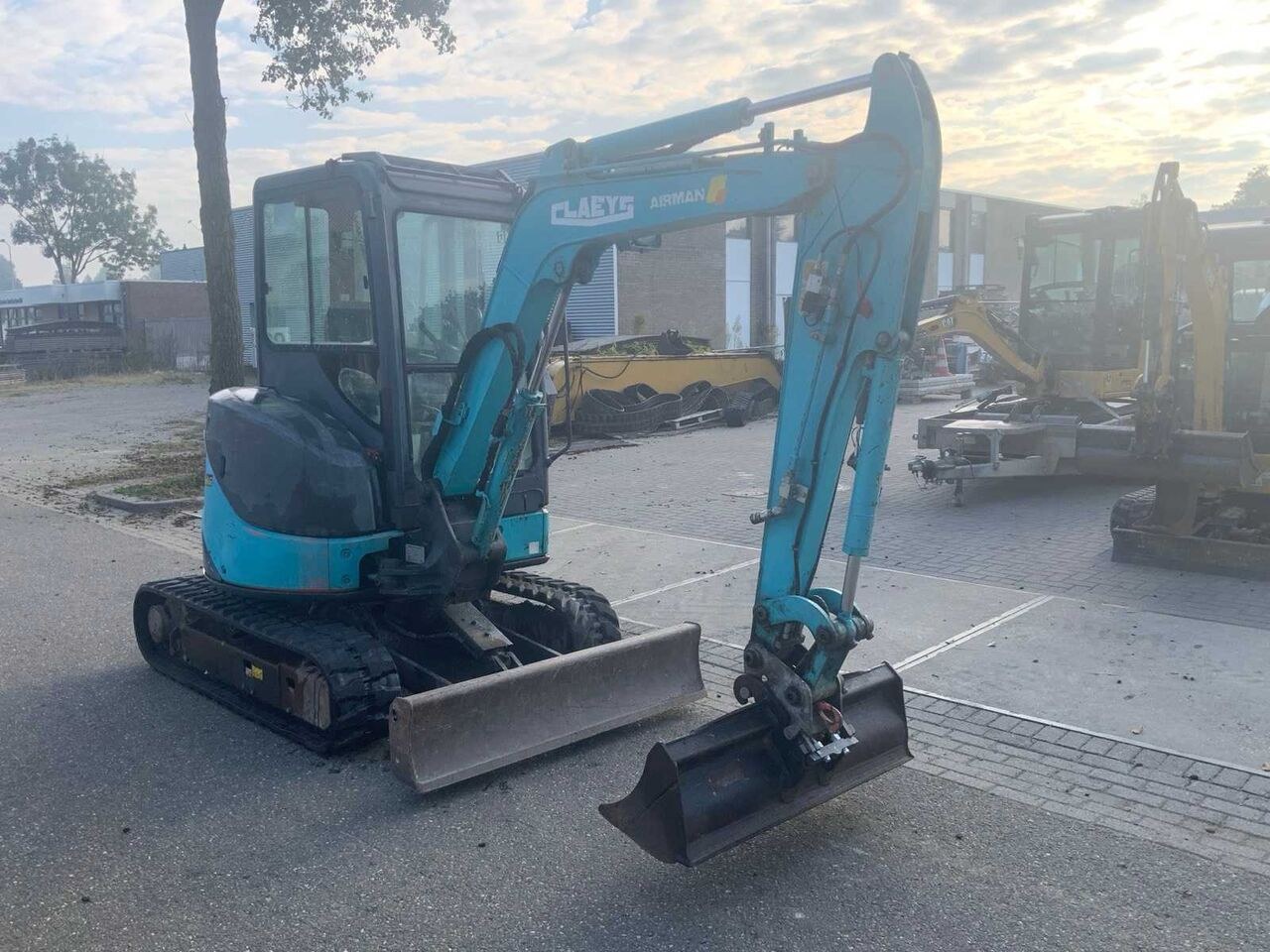 2007 Airman AX30U-4 Mini Excavator
