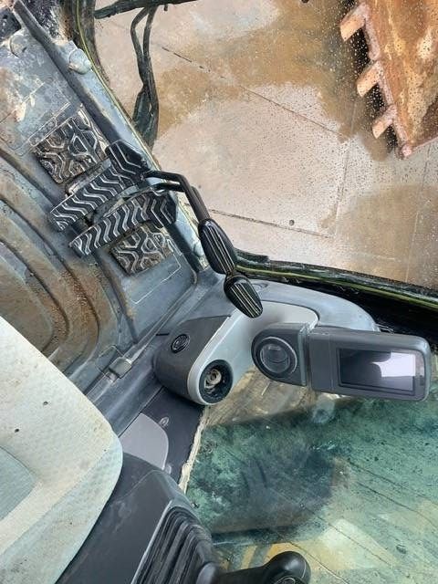 2010 Caterpillar 385CL Crawler Excavator