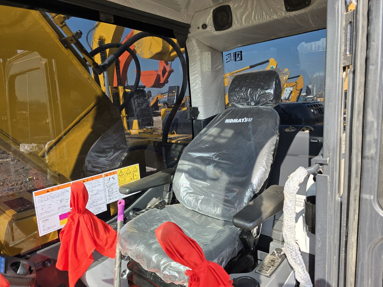 2023 Komatsu PC240-8 Crawler Excavator