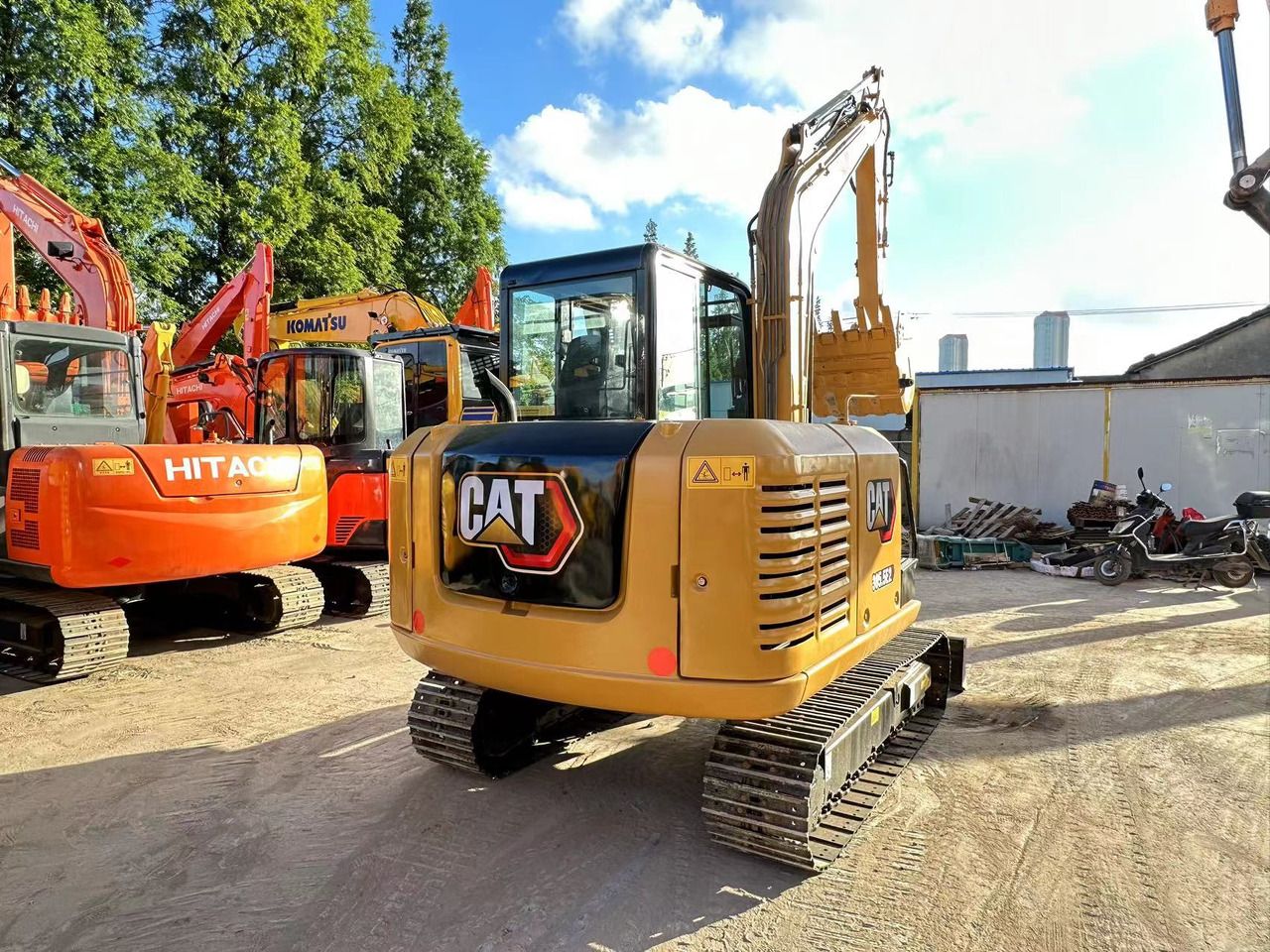 2022 Caterpillar 305.5E2
