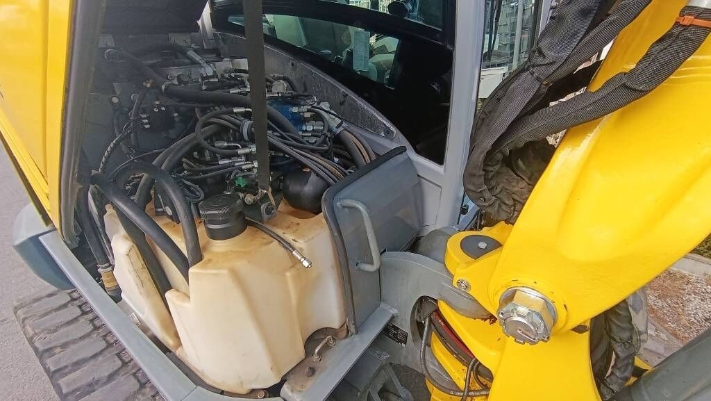 2021 Wacker Neuson ET90 Mini Excavator