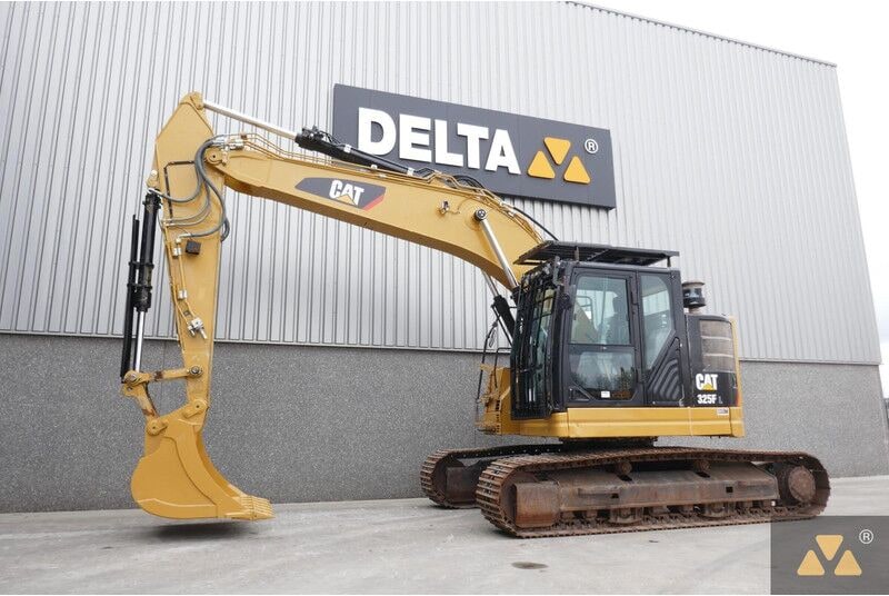 2018 Caterpillar 325FL Crawler Excavator