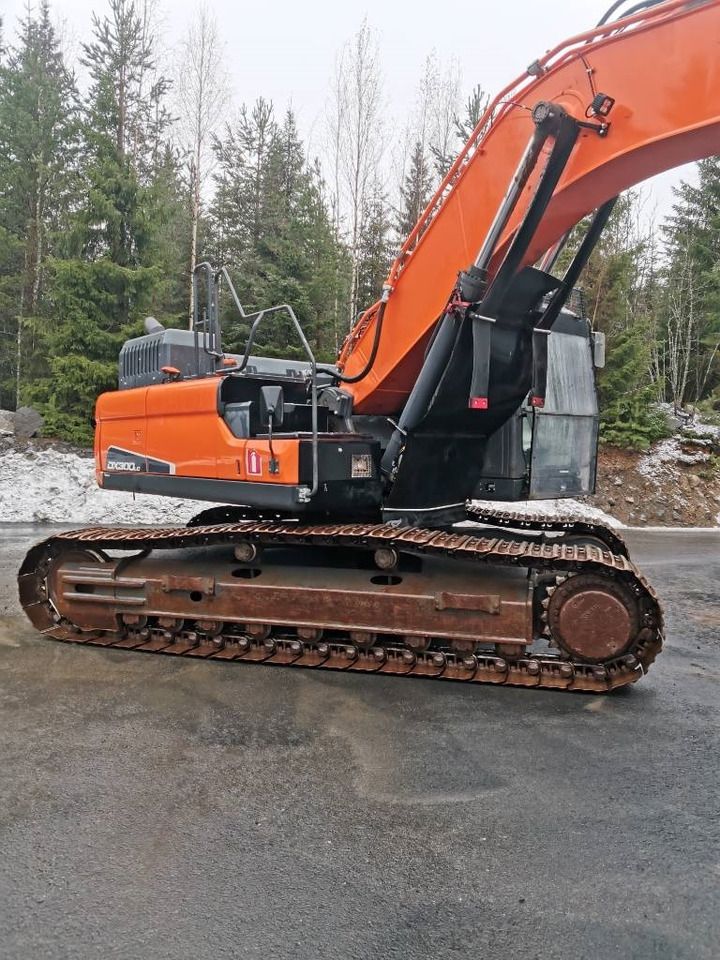 2018 Doosan DX300LC-5 Crawler Excavator