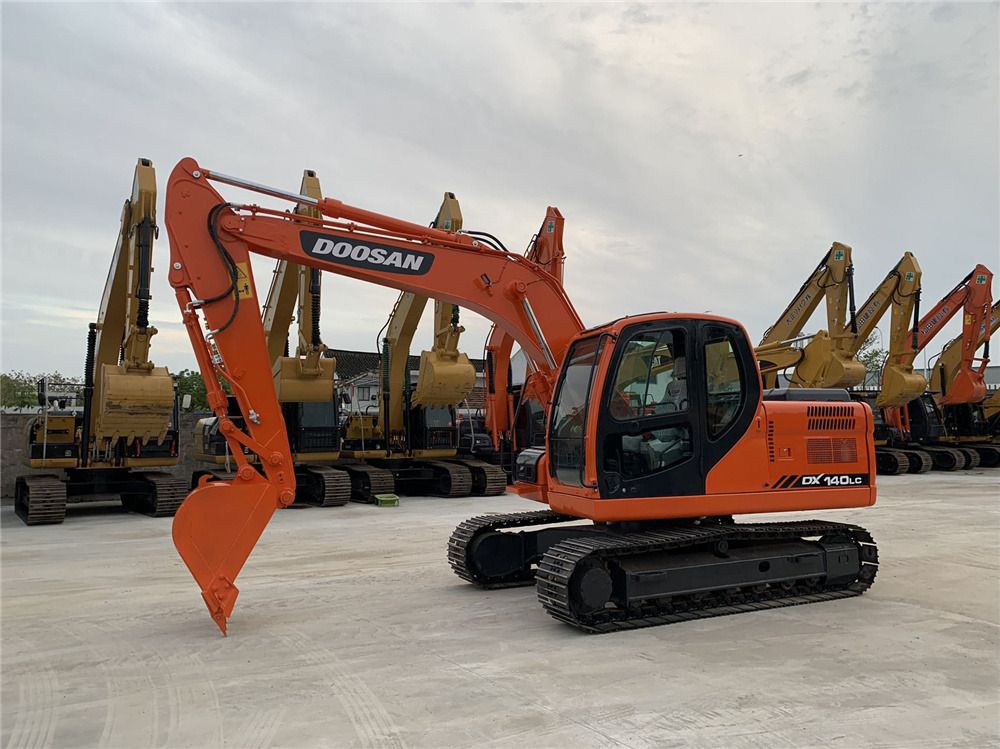 2022 Doosan DX140 Crawler Excavator