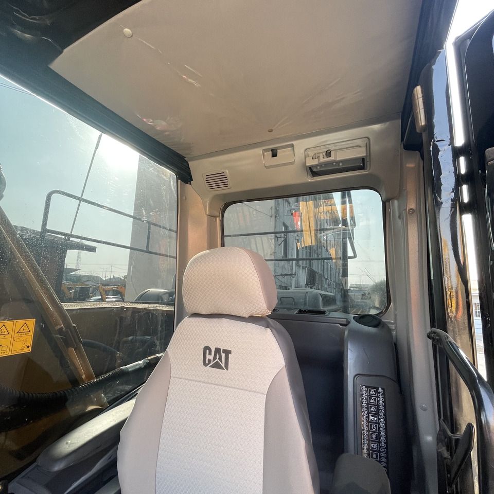 2023 Caterpillar 320D2 Crawler Excavator