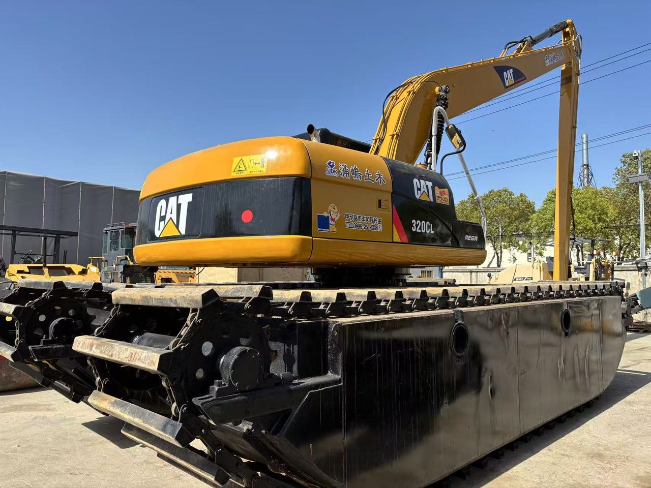 2018 Caterpillar 320C Amphibious Excavator