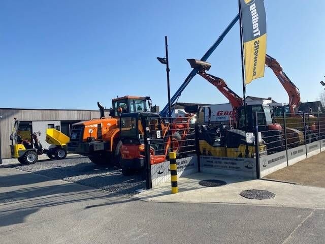 2022 Doosan DX10Z Mini Excavator