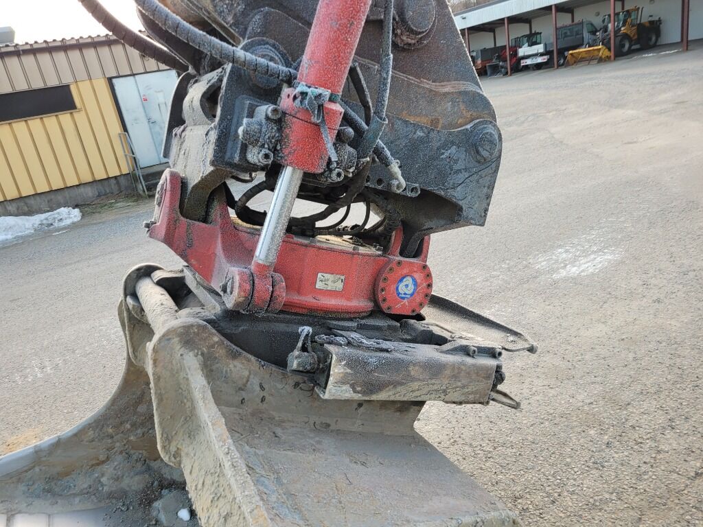 2015 CASE CX300D Crawler Excavator