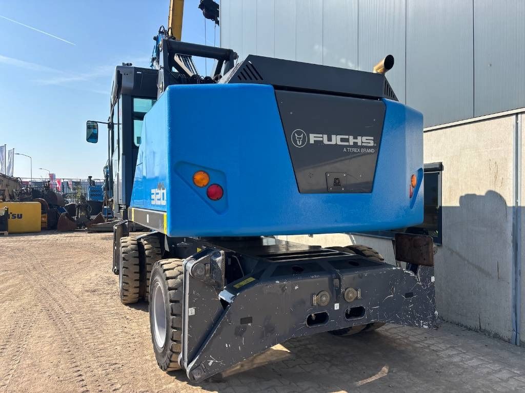 2018 Fuchs MHL320F Material Handler