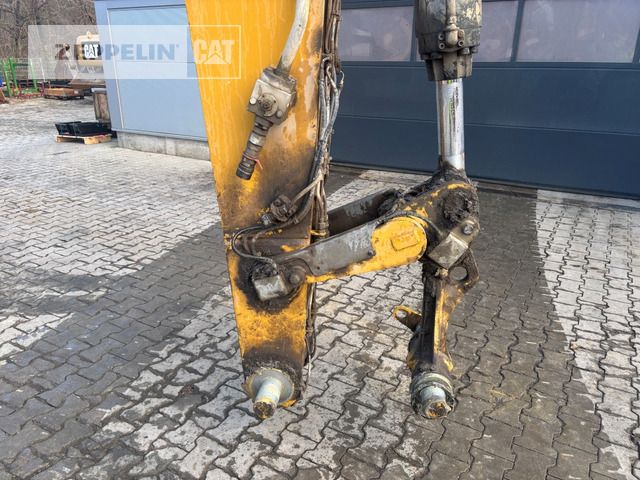 2015 Caterpillar MH3022 Material Handler