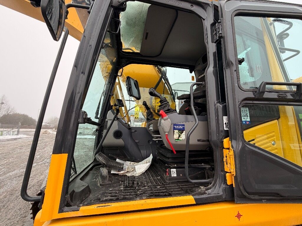 2023 Komatsu PC290LC-11 Crawler Excavator