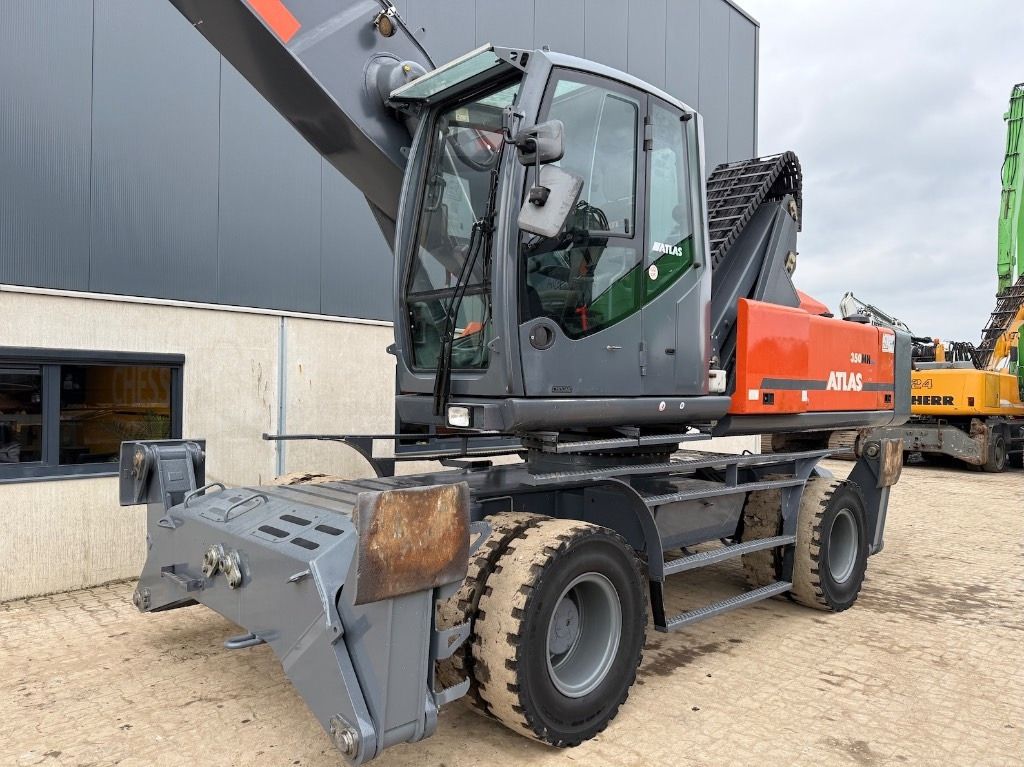 2018 Atlas 350MH Material Handler