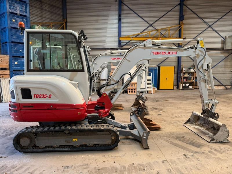 2023 Takeuchi TB235-2 Minibagger