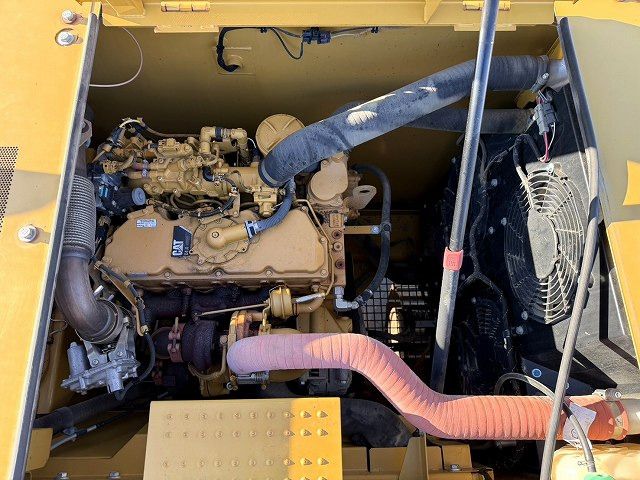 2018 Caterpillar 320-07B Crawler Excavator