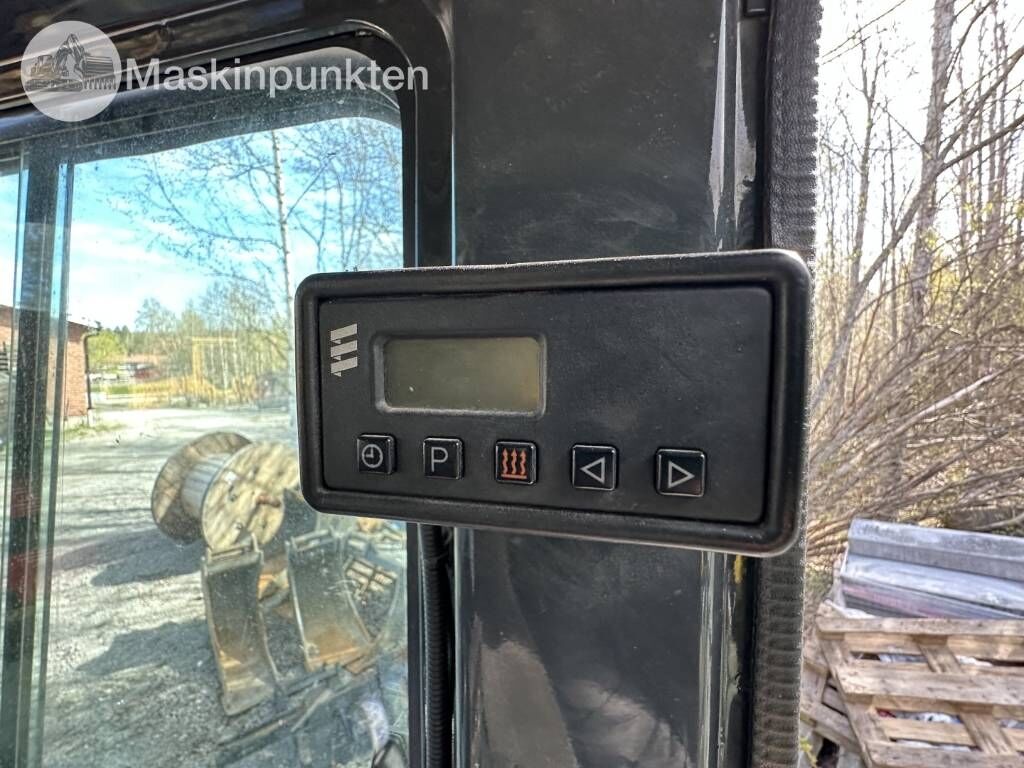 2007 Komatsu PW140-7 Wheel Excavator