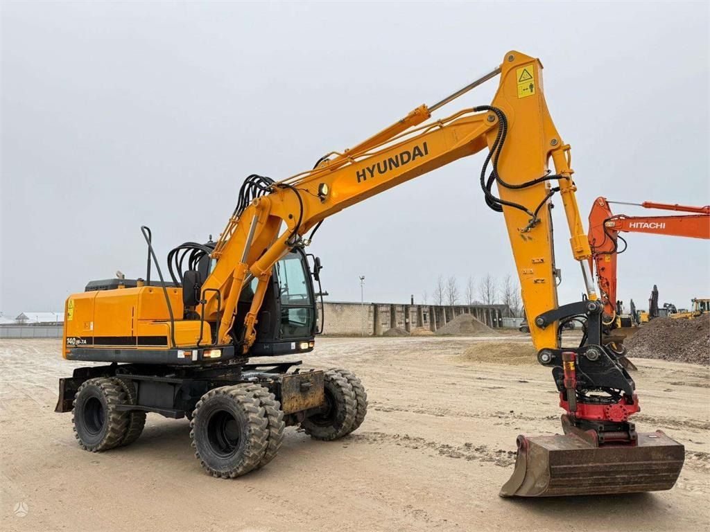 2008 Hyundai R140W-7A Wheel Excavator