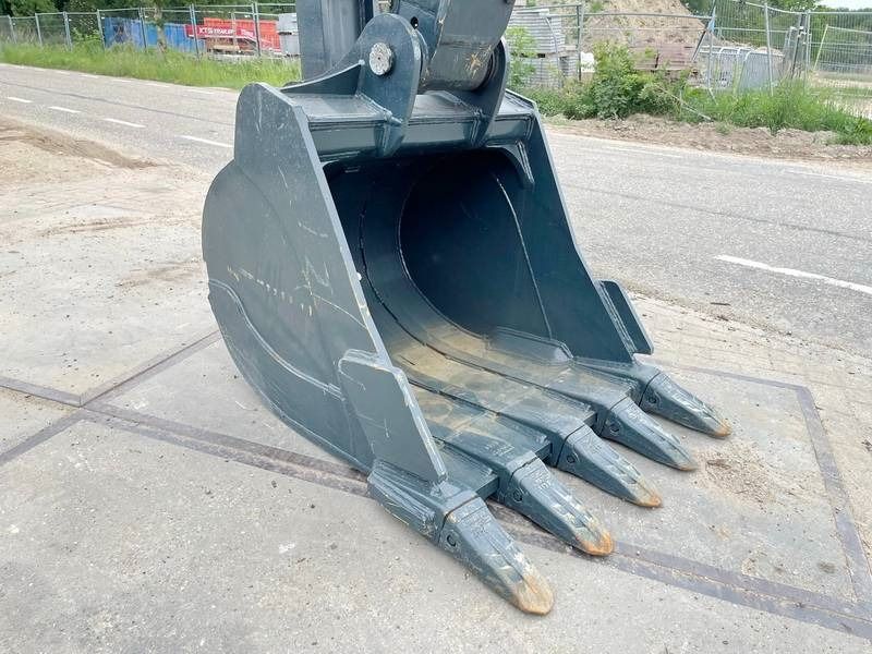 2025 Hyundai R245LR Crawler Excavator